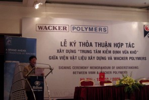 Viện VLXD Việt Nam hợp tác xây dựng phòng kiểm định vữa khô với Tập đoàn Wacker (Đức)